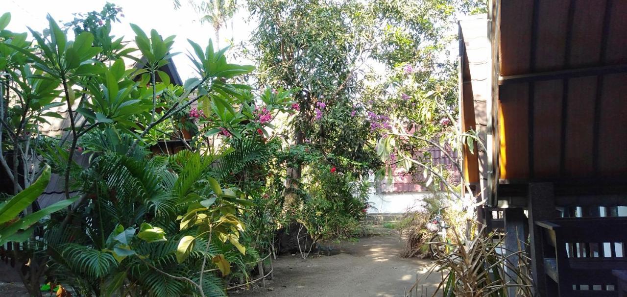 Hello Lumbung Homestay Gili Air Exteriér fotografie